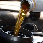 Leia mais sobre o artigo Qual a função do óleo de motor? Conheça mais sobre ele!